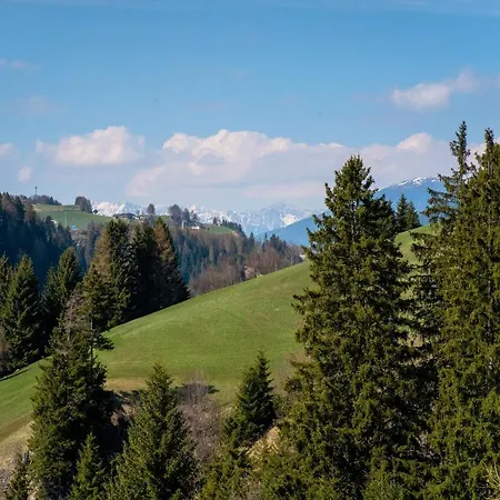 Haus Berghof Bed and breakfast
