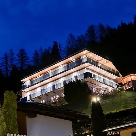 Haus Berghof 3* Gries