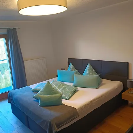 Bed and breakfast Haus Berghof 3*