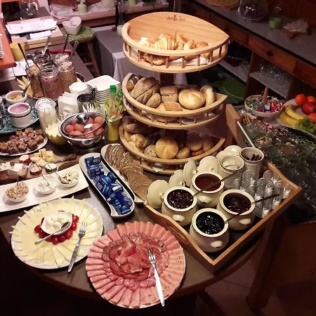 Bed & Breakfast Haus Berghof 3*