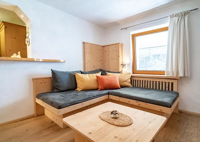 Haus Berghof Bed & Breakfast 3*