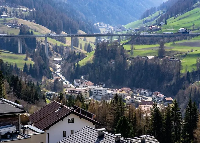 Bed & Breakfast Haus Berghof 3*