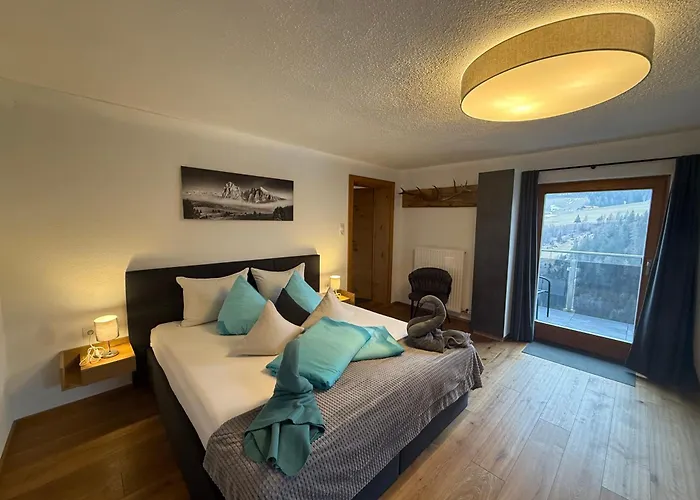 Haus Berghof Bed and Breakfast 3*